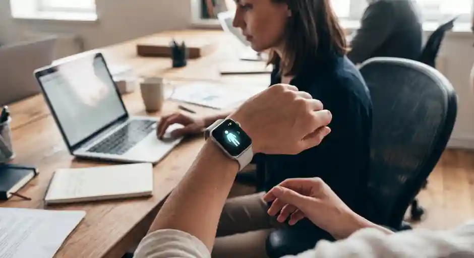 AI-Powered Smartwatches May Predict Prolonged Sitting Before It Happens